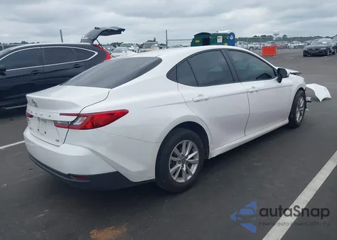 2025 Toyota Camry Le из США, поврежденный, VIN 4T1DAACK4SU582211